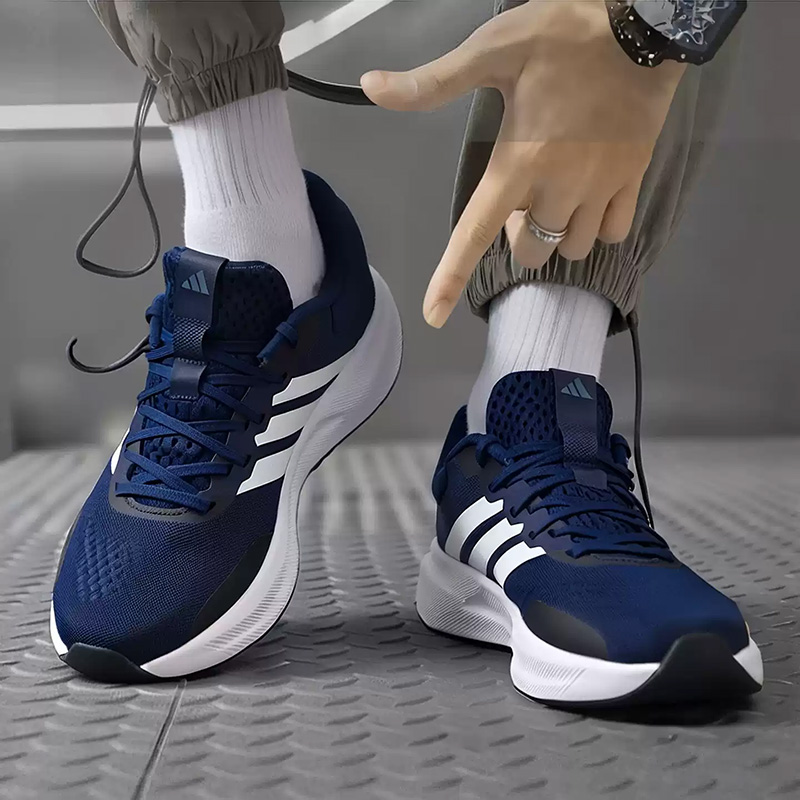 أحذية رياضية للجري من أديداس ب - مراجعة Men'S Shoes Navy Blue وسعره